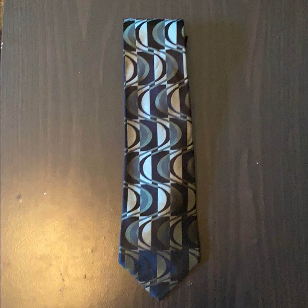 $10 Ties: Arrow Black and Pewter Tie